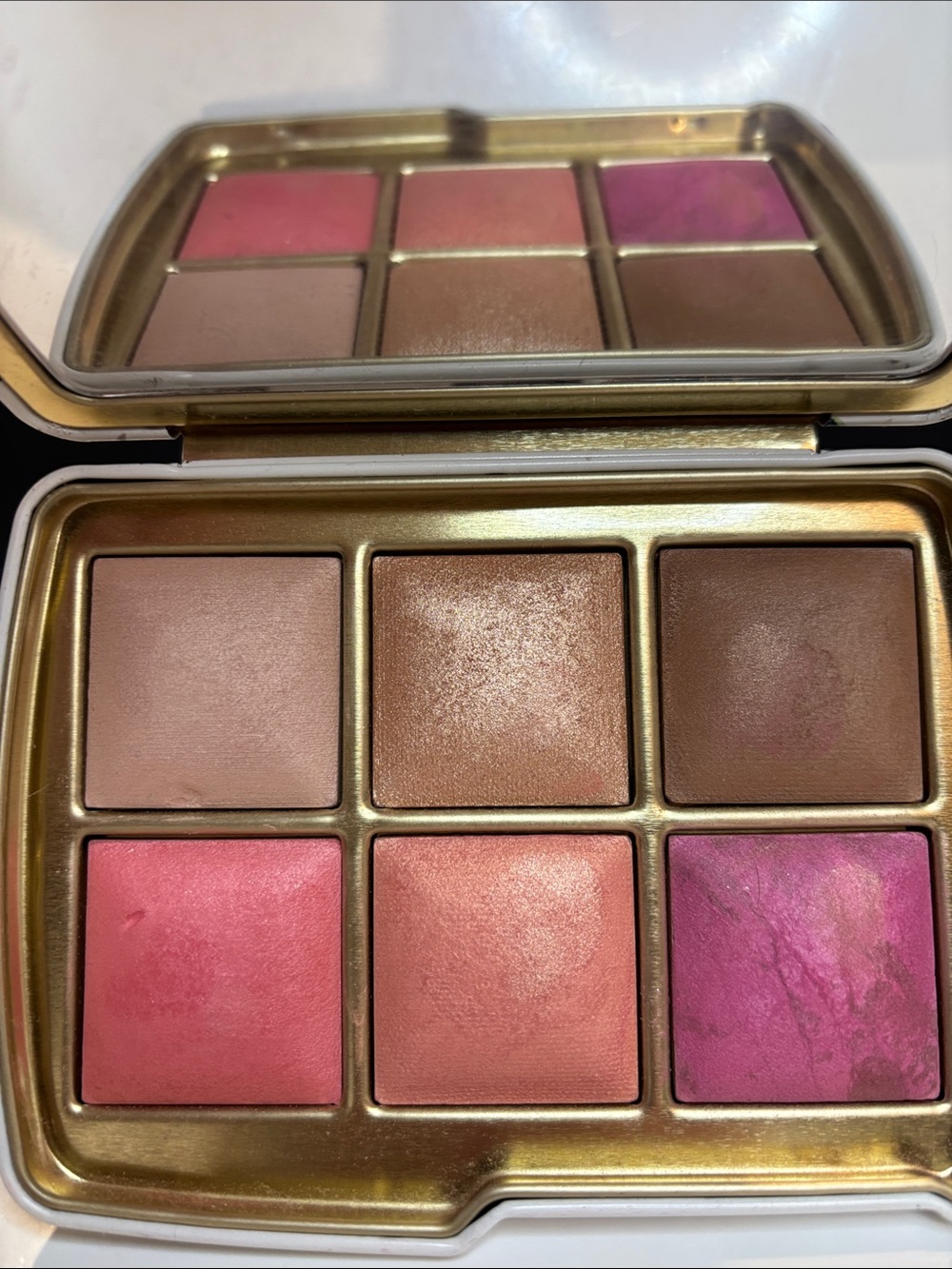 Hourglass Ambient Lighting Edit Unlocked- Swan🦢 - Picture 4 of 6